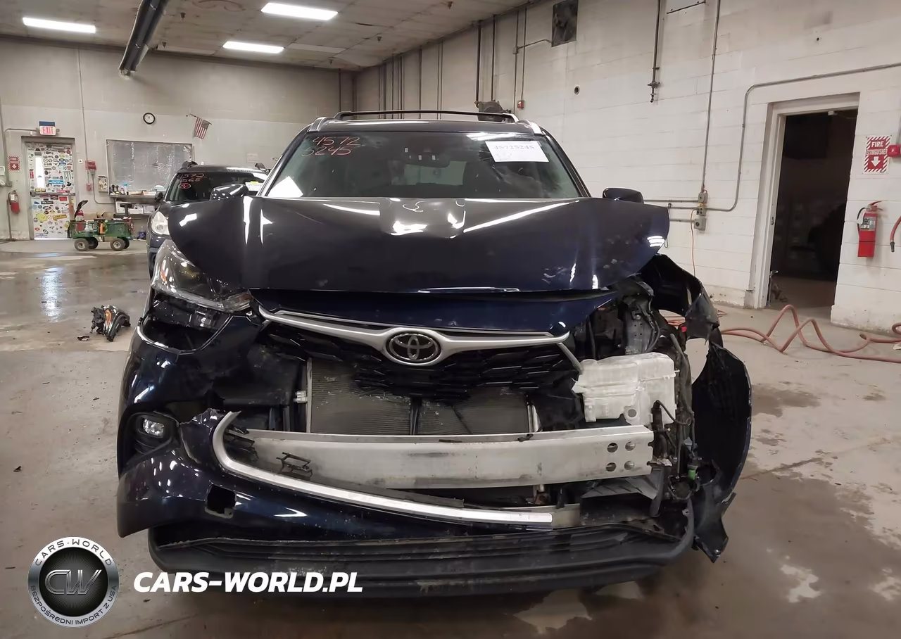 2021 Toyota Highlander Xle VIN:5TDGZRBH3MS155799 - 13
