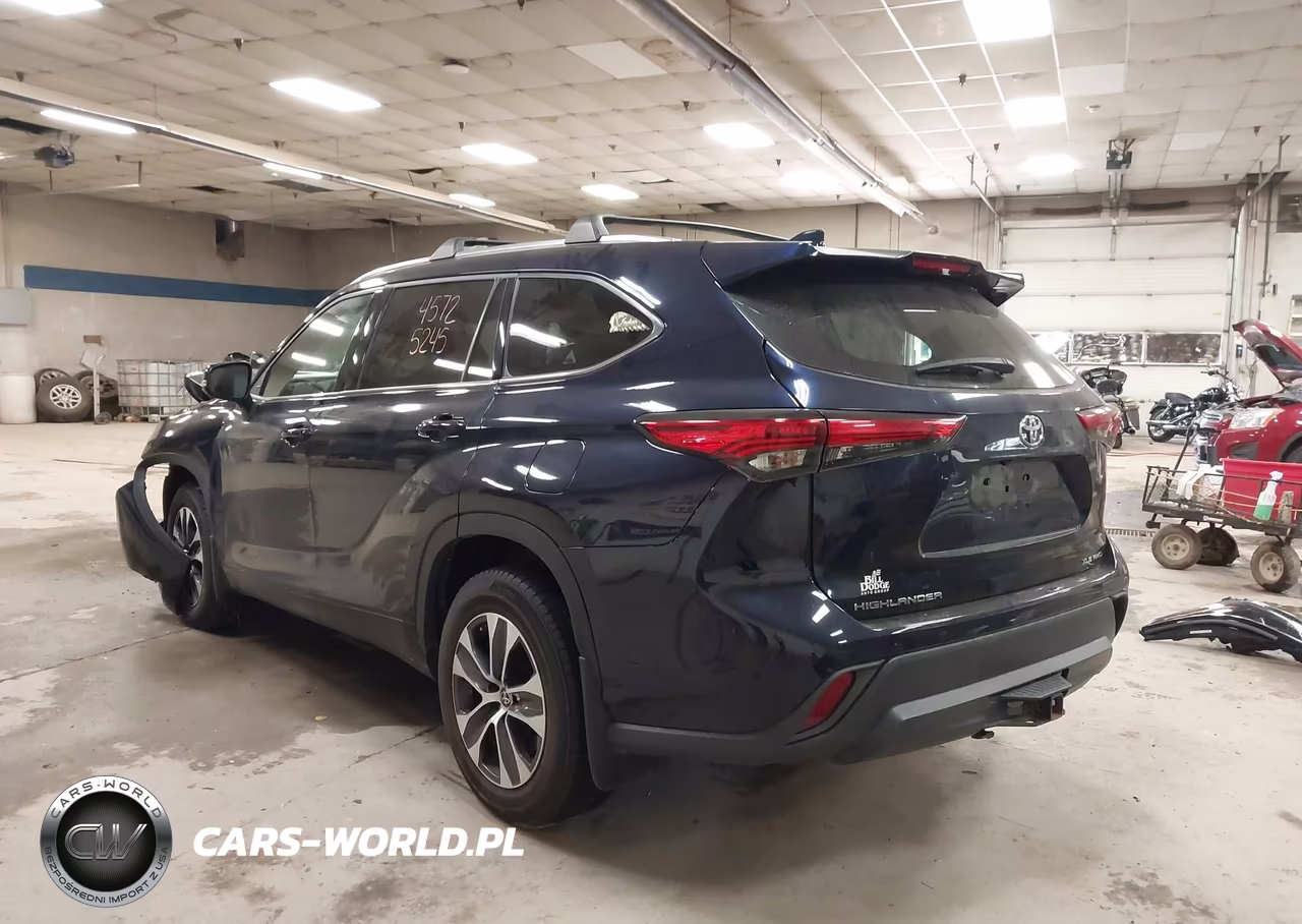 2021 Toyota Highlander Xle VIN:5TDGZRBH3MS155799 - 3