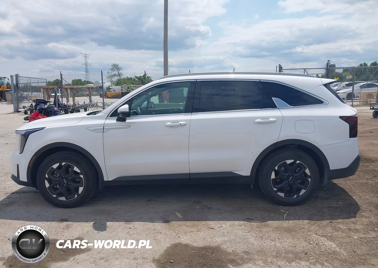 2026 Kia Sorento S VIN:5XYRL4JC8TG440643 - 14