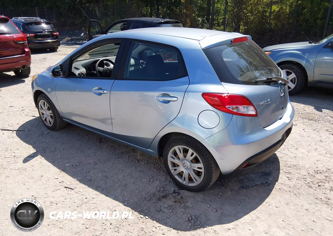2013 Mazda Mazda2 Sport VIN:JM1DE1KZ1D0162875 - 3