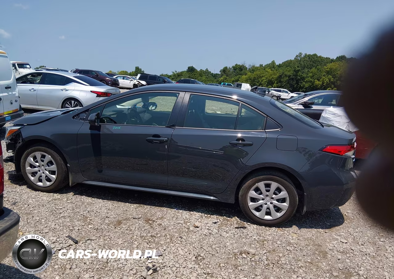 2025 Toyota Corolla Hybrid Le VIN:JTDBCMFE2S3087461 - 14