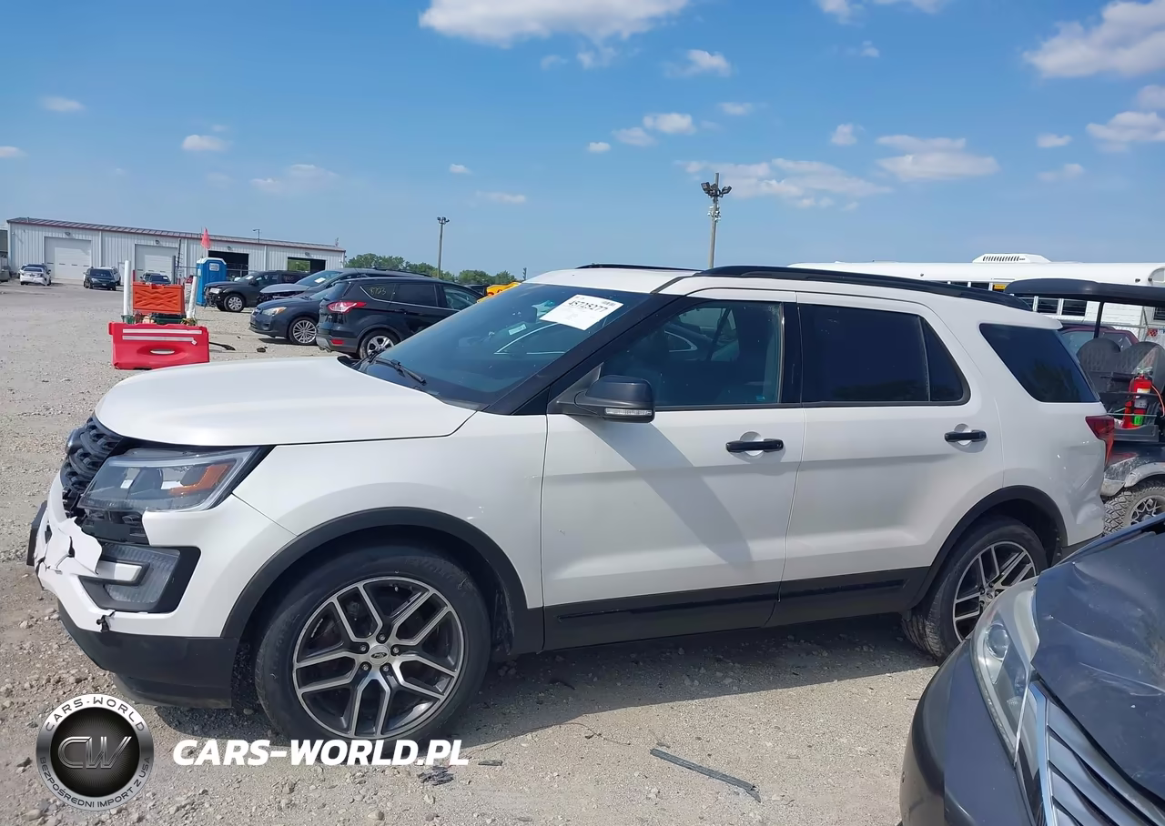 2016 Ford Explorer Sport VIN:1FM5K8GTXGGB30380 - 14