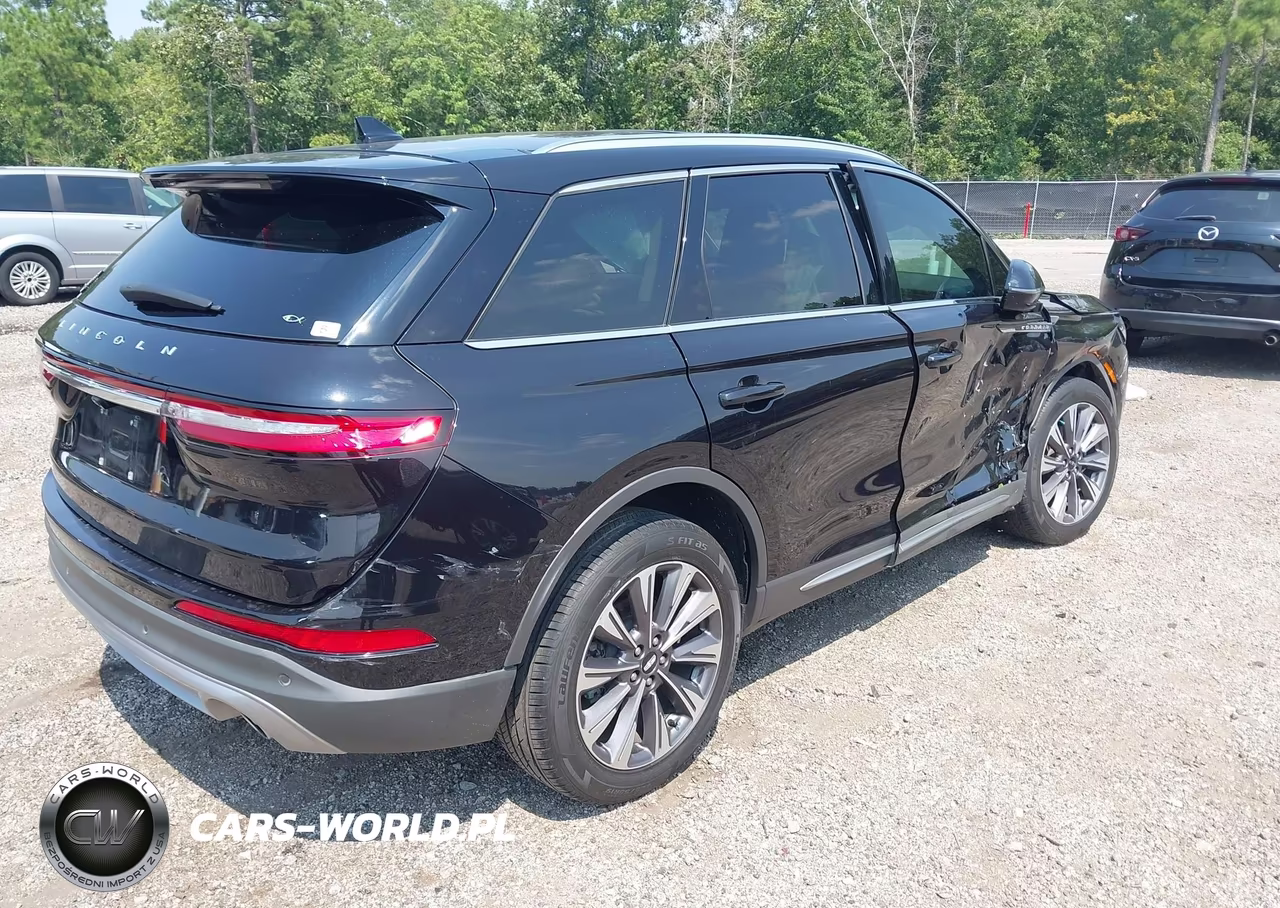2021 Lincoln Corsair Reserve VIN:5LMCJ2C95MUL04318 - 4