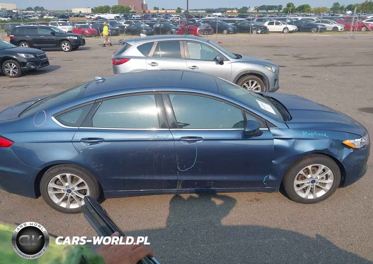 2019 Ford Fusion Se VIN:3FA6P0HD6KR275538 - 13