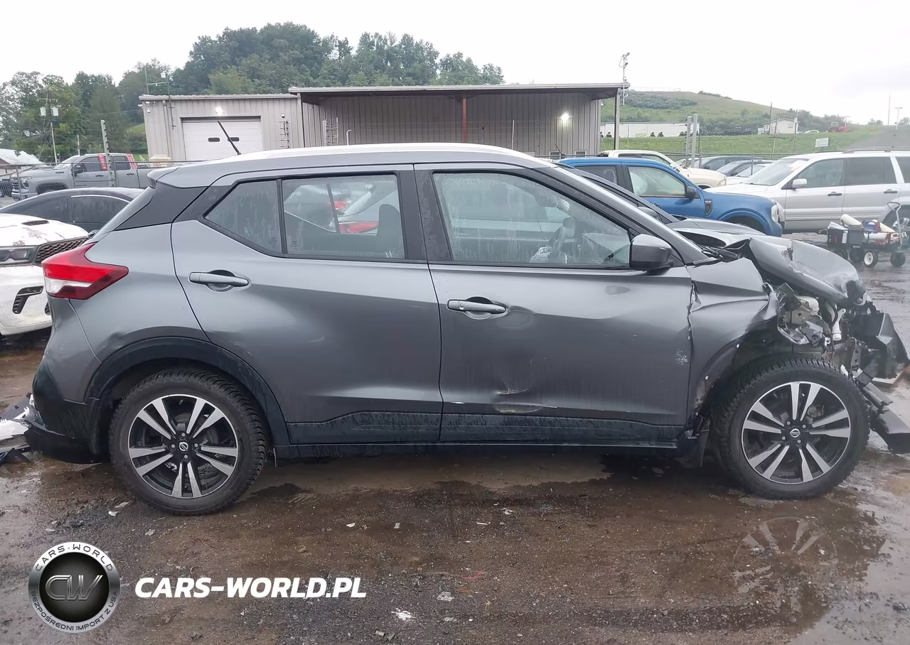 2018 Nissan Kicks Sv VIN:3N1CP5CU4JL503719 - 13