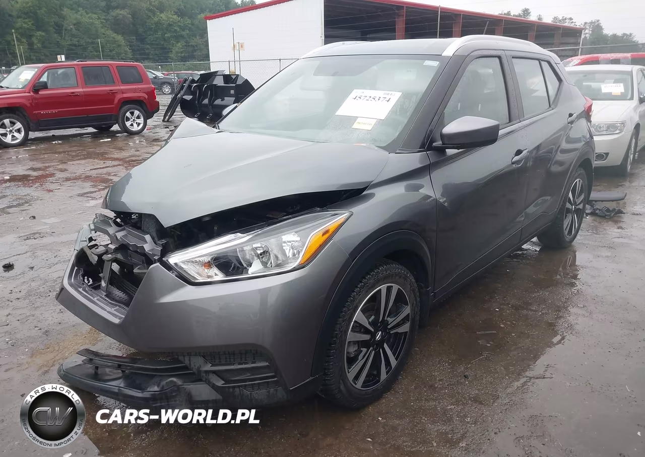2018 Nissan Kicks Sv VIN:3N1CP5CU4JL503719 - 2
