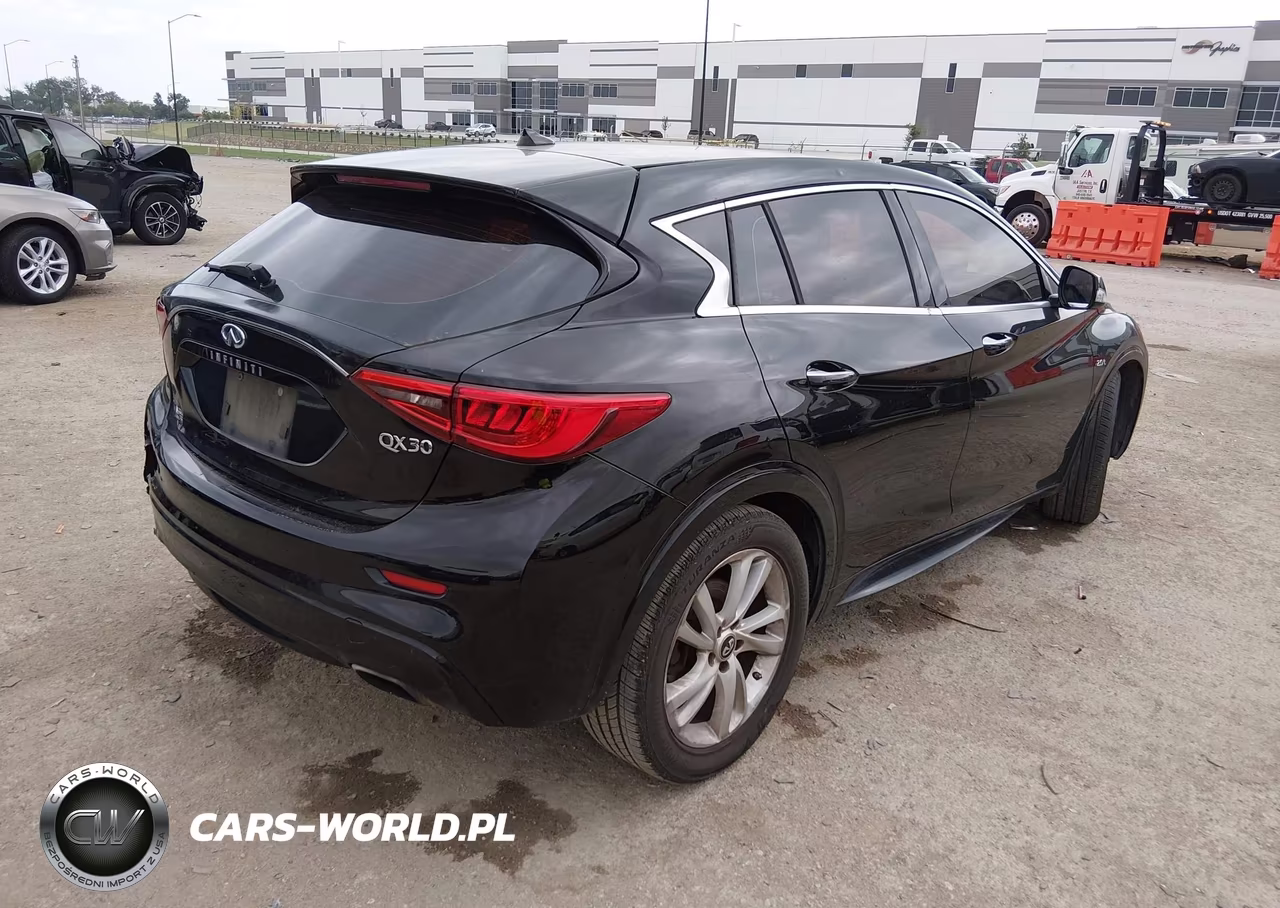 2018 Infiniti Qx30 Luxury VIN:SJKCH5CP6JA057159 - 4