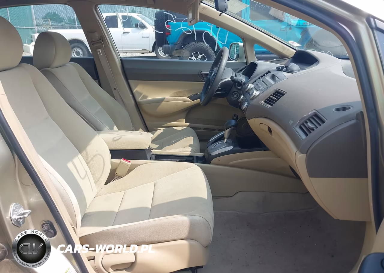 2008 Honda Civic Lx VIN:1HGFA16528L068117 - 5