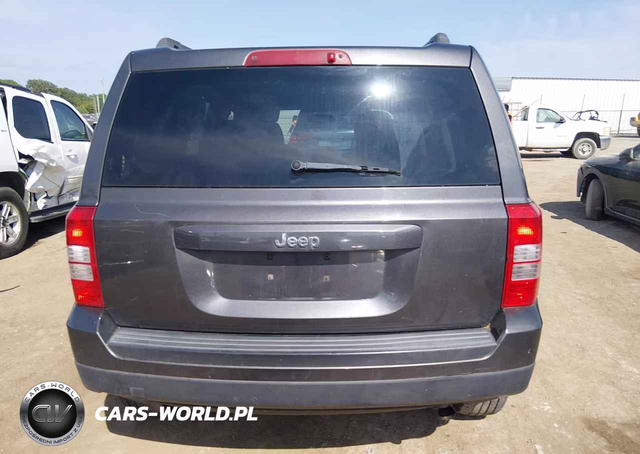 2015 Jeep Patriot Sport VIN:1C4NJPBBXFD211170 - 16