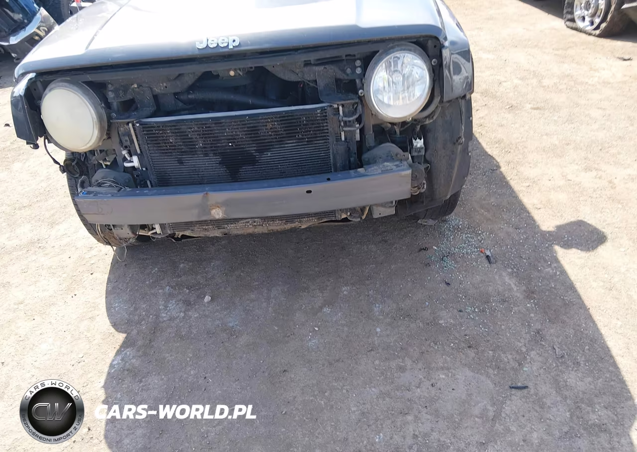 2015 Jeep Patriot Sport VIN:1C4NJPBBXFD211170 - 6