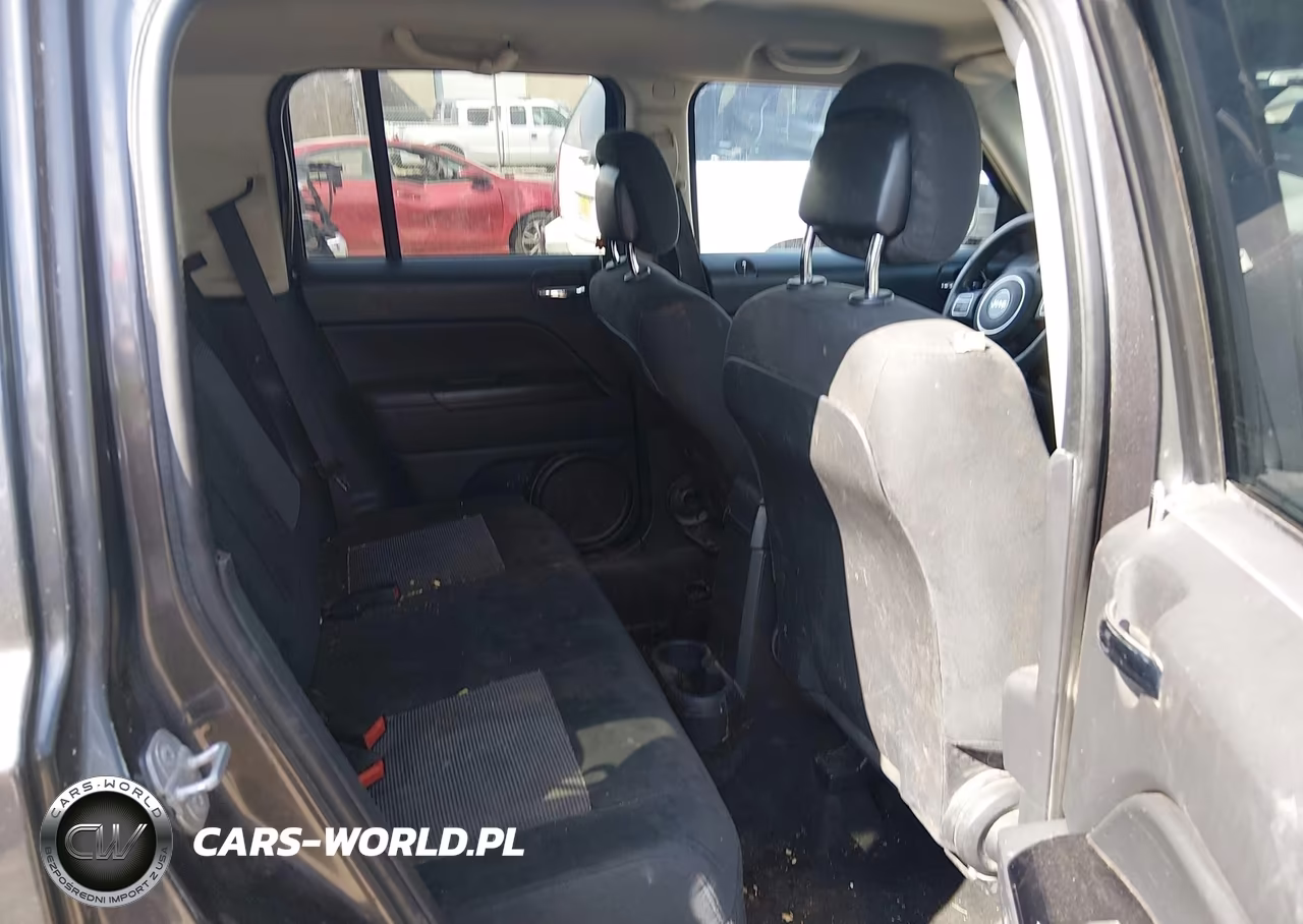 2015 Jeep Patriot Sport VIN:1C4NJPBBXFD211170 - 8