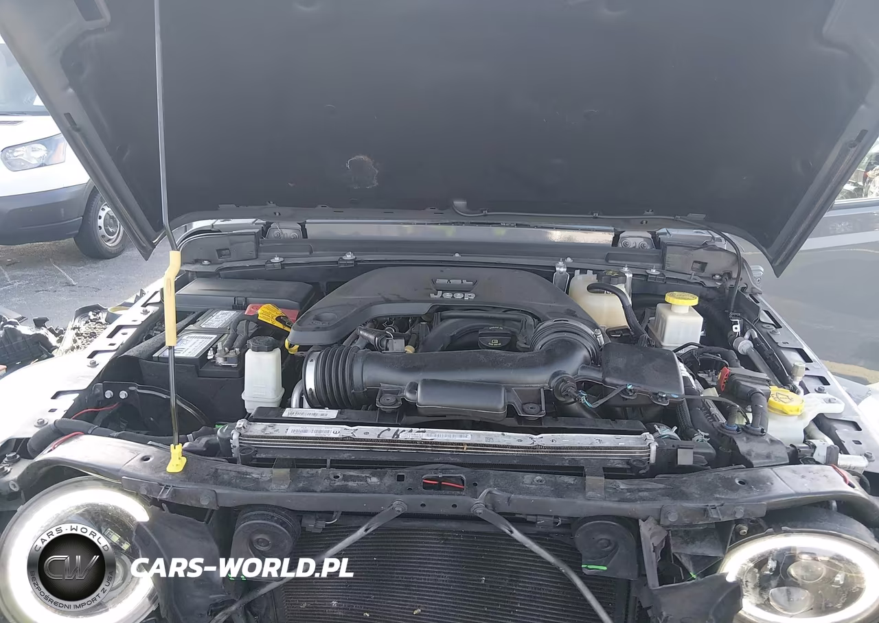 2021 Jeep Gladiator Sport S 4X4 VIN:1C6HJTAG1ML568332 - 10