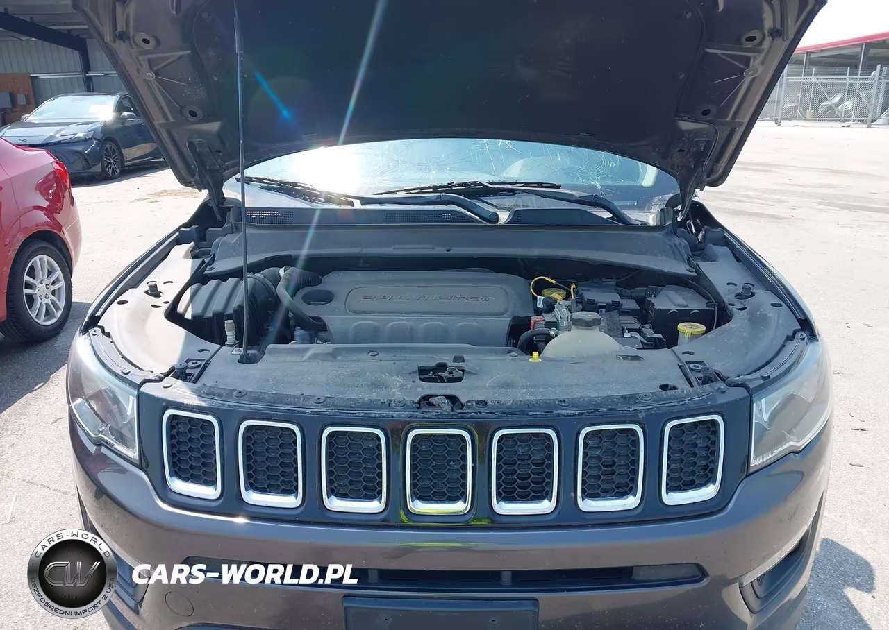 2018 Jeep Compass Latitude 4X4 VIN:3C4NJDBB6JT261436 - 10