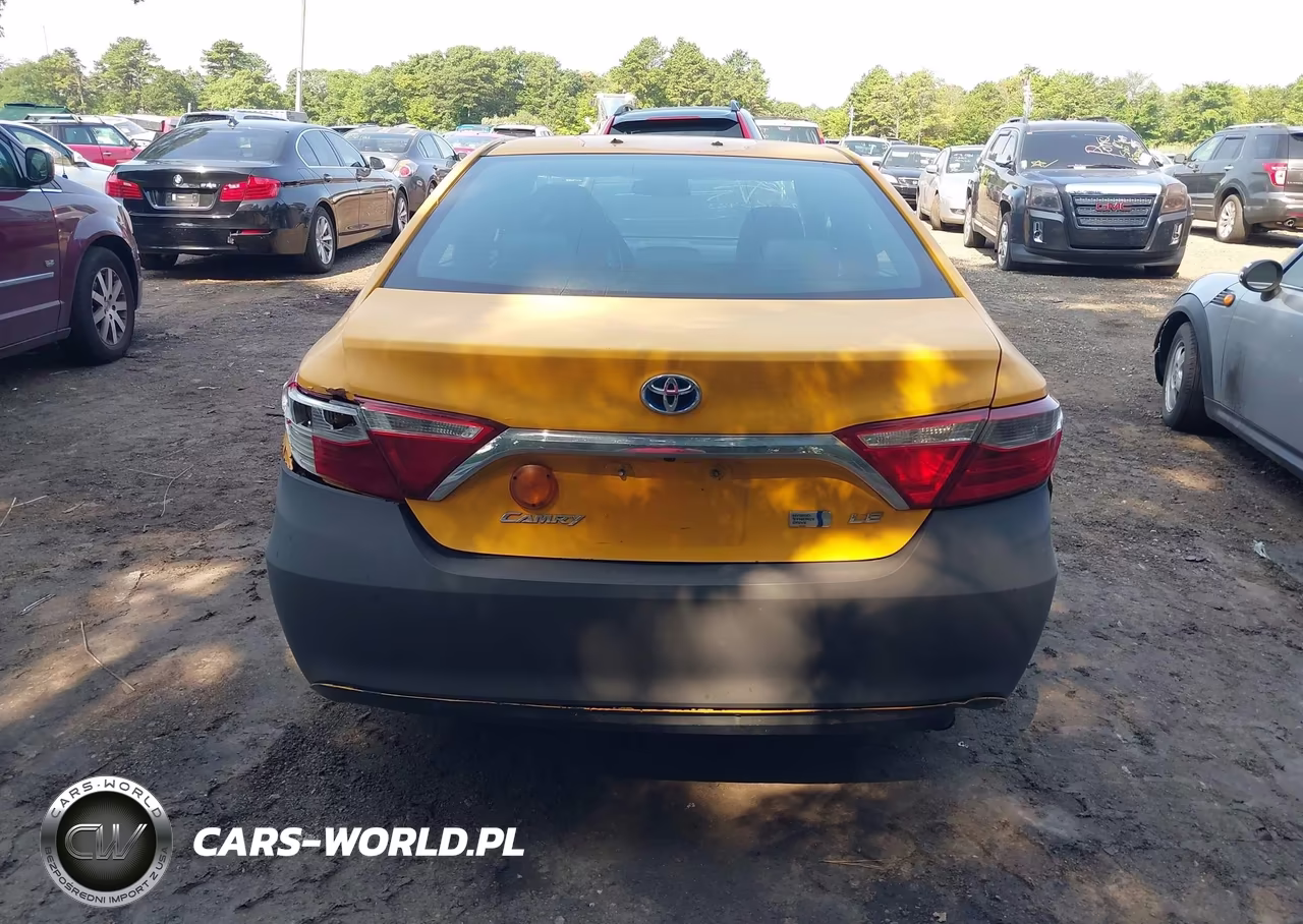2015 Toyota Camry Hybrid Le VIN:4T1BD1FK2FU151124 - 15