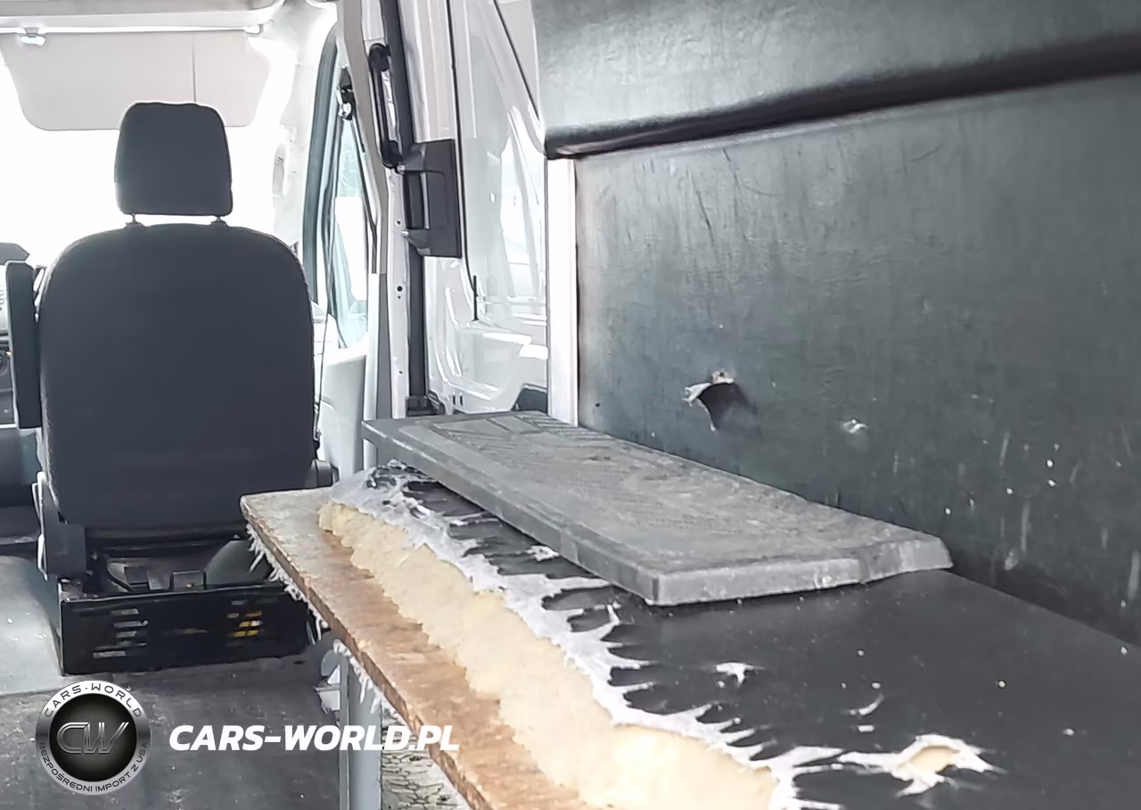 2018 Ford Transit-350 VIN:1FTBW2XM7JKB18810 - 12
