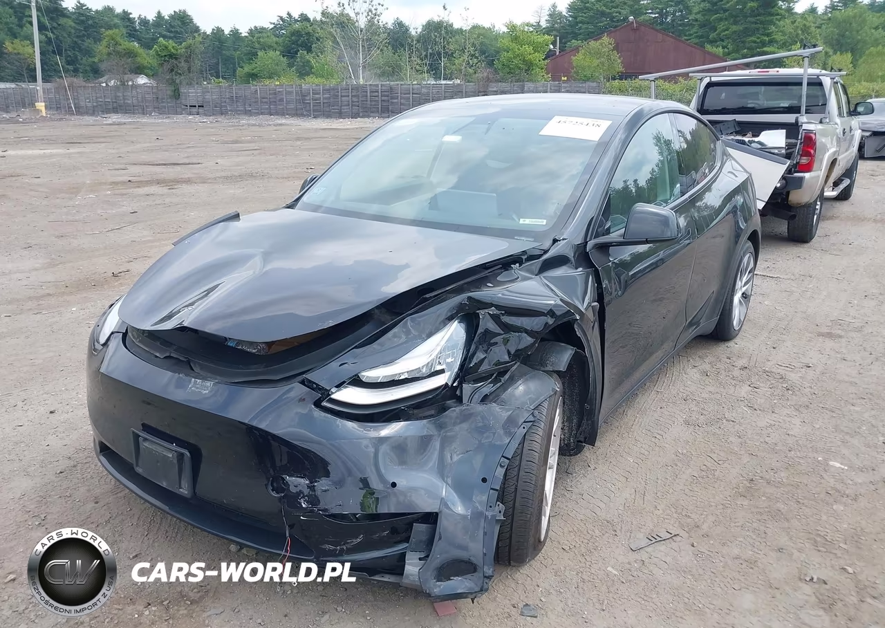 2022 Tesla Model Y Long Range Dual Motor All-Wheel Drive VIN:7SAYGDEE2NF313749 - 2