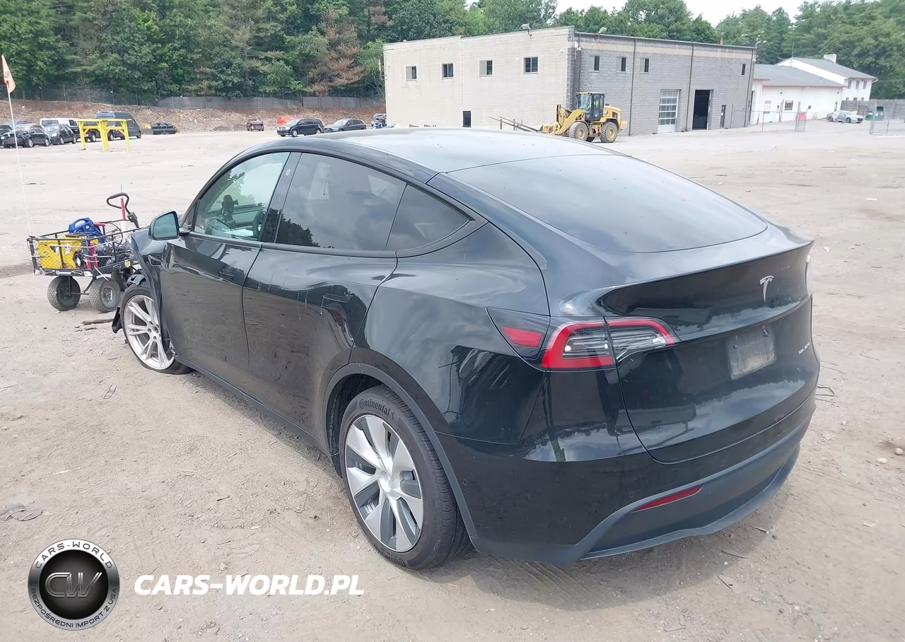 2022 Tesla Model Y Long Range Dual Motor All-Wheel Drive VIN:7SAYGDEE2NF313749 - 3
