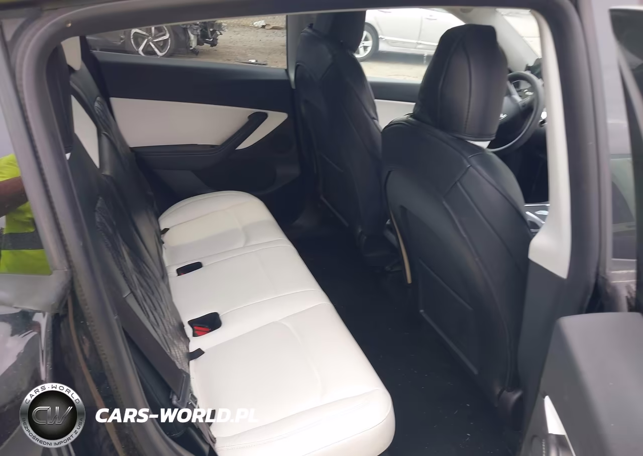 2022 Tesla Model Y Long Range Dual Motor All-Wheel Drive VIN:7SAYGDEE2NF313749 - 8