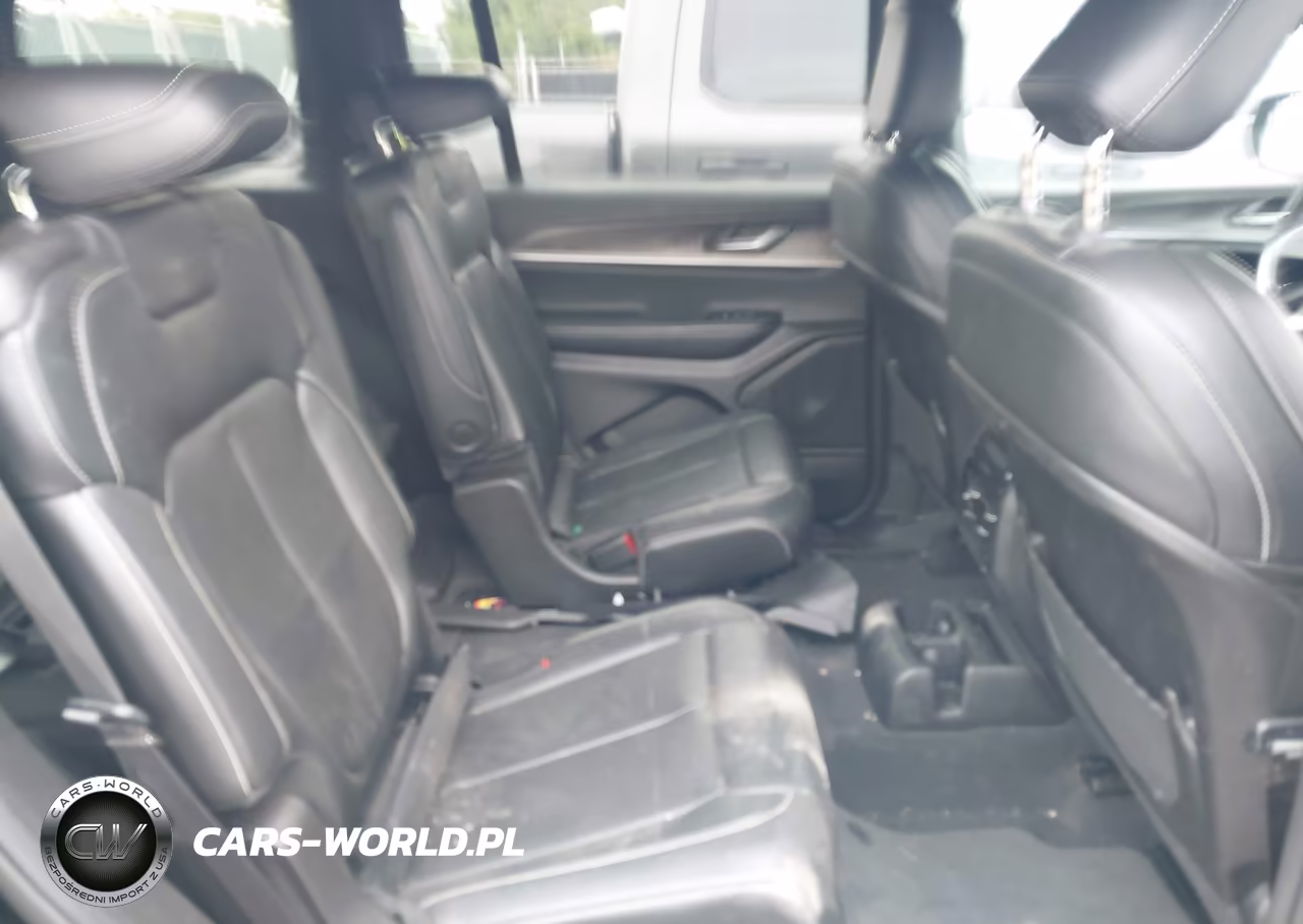 2024 Jeep Grand Cherokee L Limited 4X4 VIN:1C4RJKBG3R8530097 - 8
