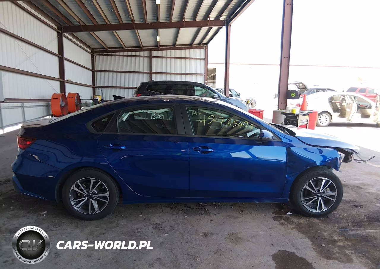 2022 Kia Forte Lxs VIN:3KPF24AD4NE475193 - 13