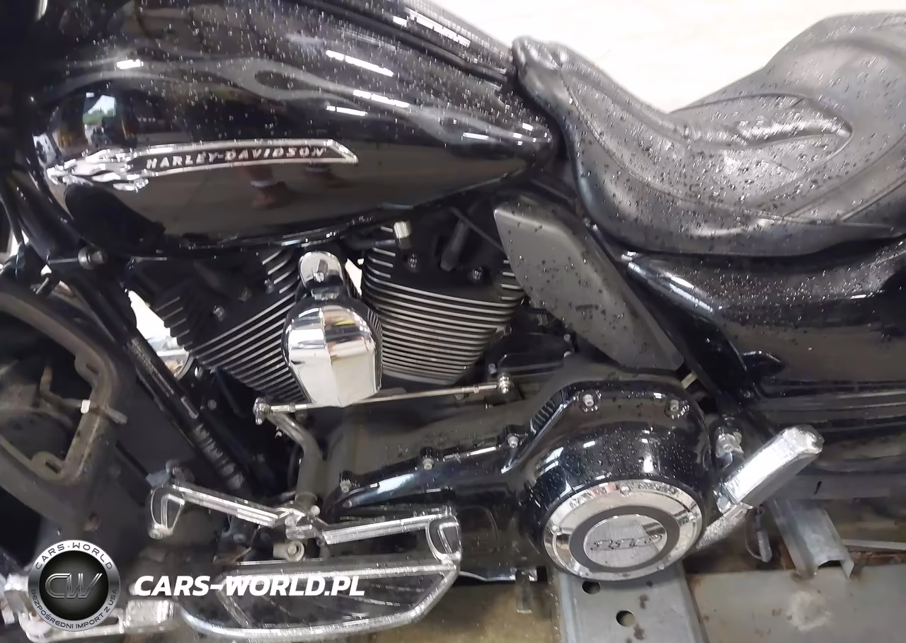 2015 Harley-Davidson Flhxse Cvo Street Glide VIN:1HD1PXN1XFB958990 - 9