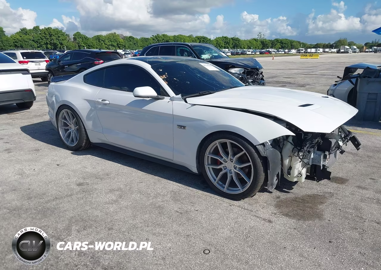 2020 Ford Mustang Ecoboost Fastback – zdjęcie 1 z 17