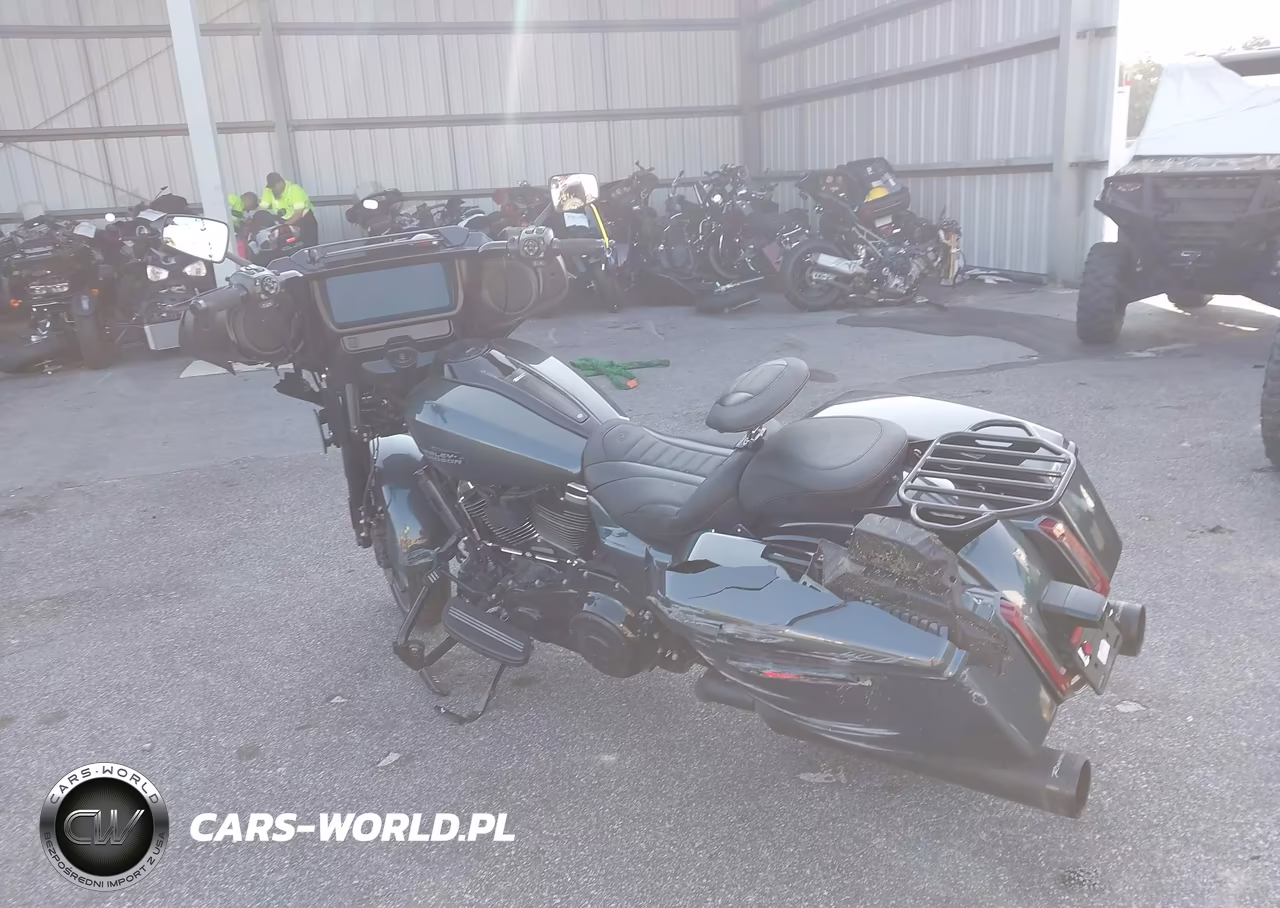 2025 Harley-Davidson Flhx VIN:1HD1KB710SB611712 - 3