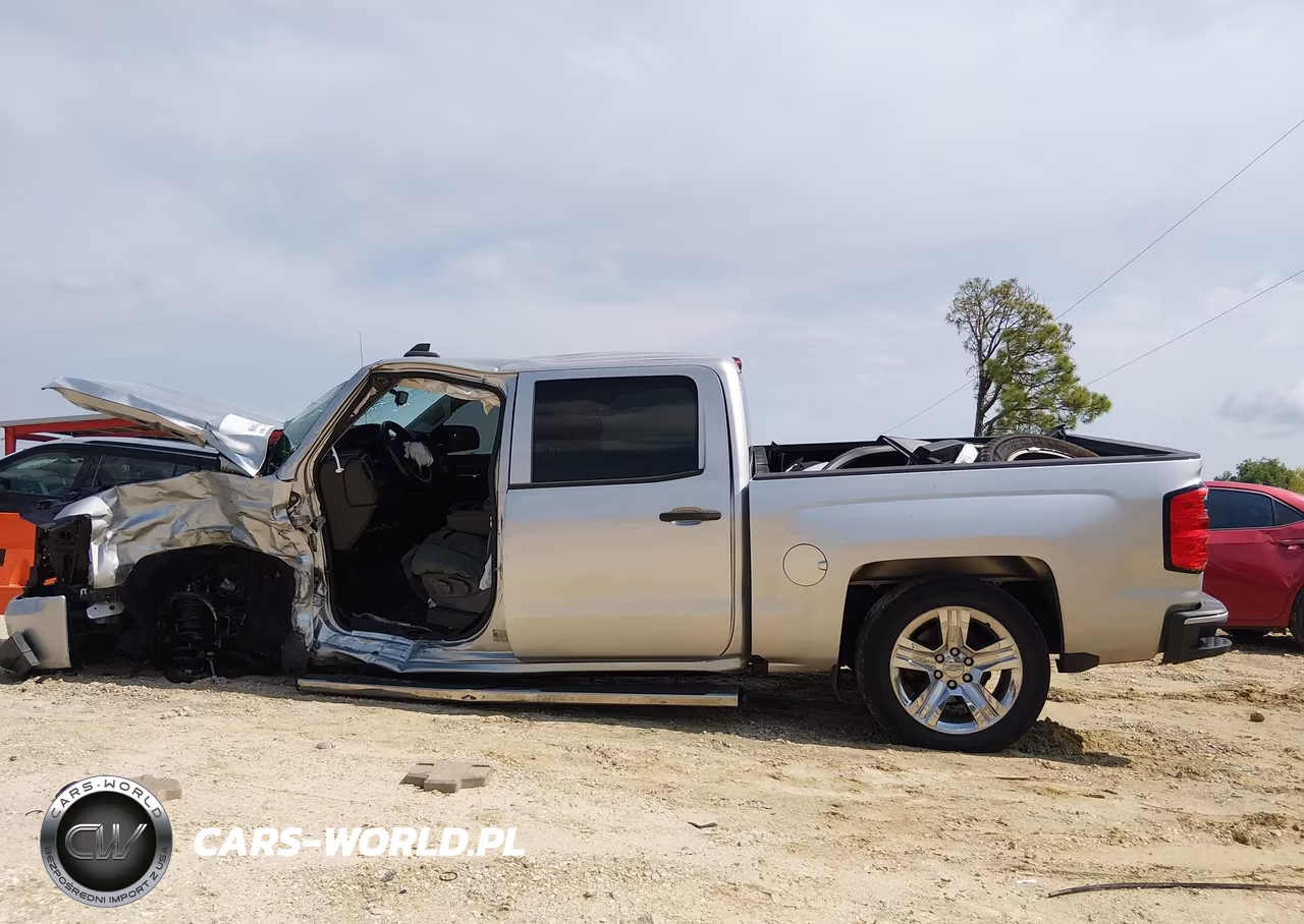 2018 Chevrolet Silverado 1500 Custom VIN:3GCPCPEC7JG610329 - 15