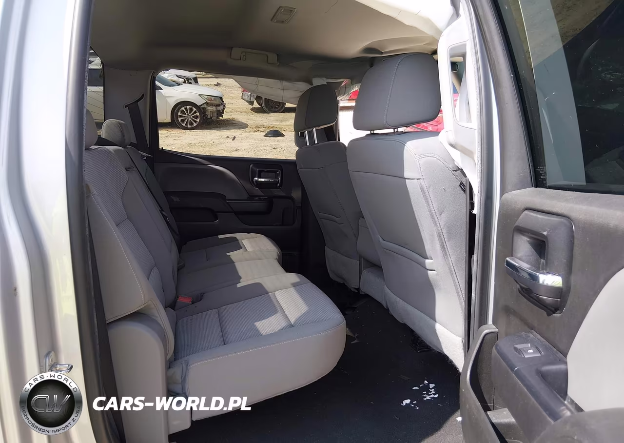 2018 Chevrolet Silverado 1500 Custom VIN:3GCPCPEC7JG610329 - 8