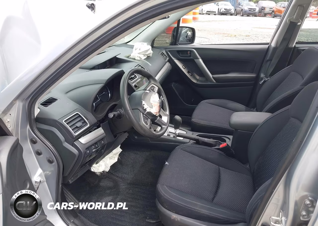 2018 Subaru Forester 2.5I Premium VIN:JF2SJAGC0JH457438 - 5