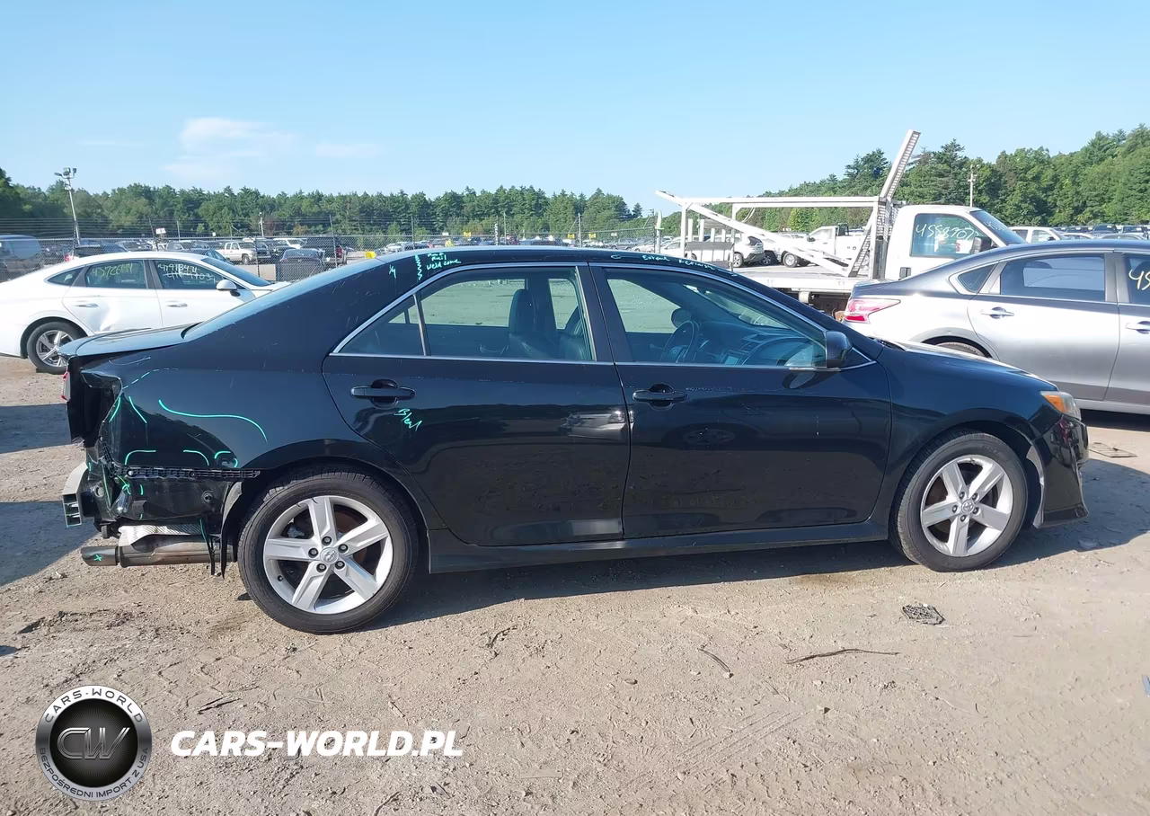 2013 Toyota Camry Se VIN:4T1BF1FK3DU277466 - 13