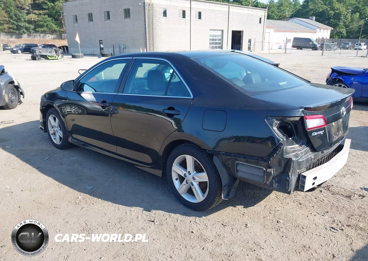 2013 Toyota Camry Se VIN:4T1BF1FK3DU277466 - 3
