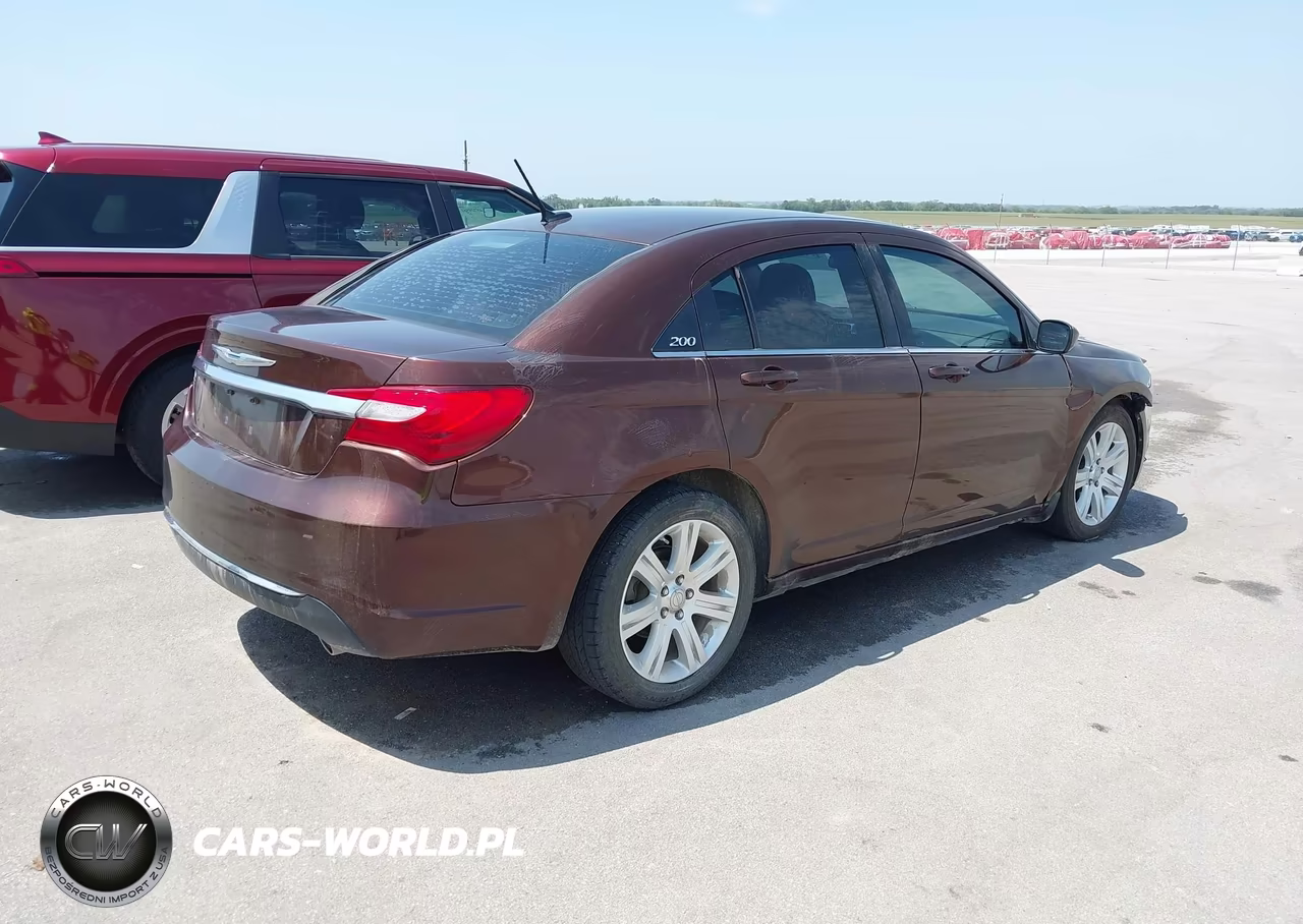 2012 Chrysler 200 Touring VIN:1C3CCBBG7CN184469 - 4