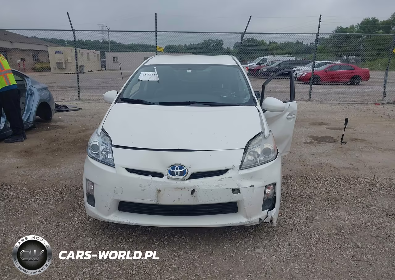 2011 Toyota Prius Two VIN:JTDKN3DU7B5364205 - 12