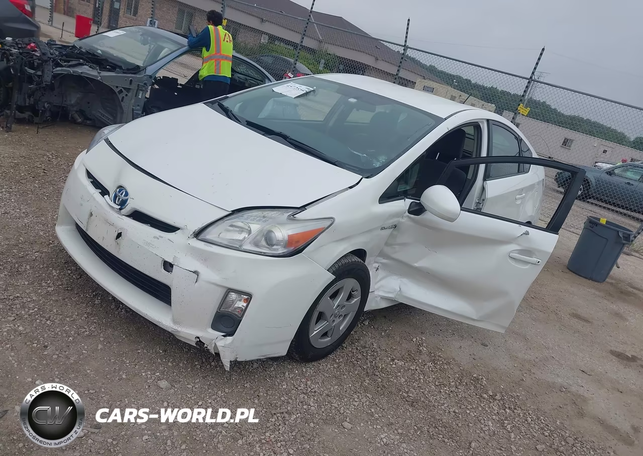 2011 Toyota Prius Two VIN:JTDKN3DU7B5364205 - 2