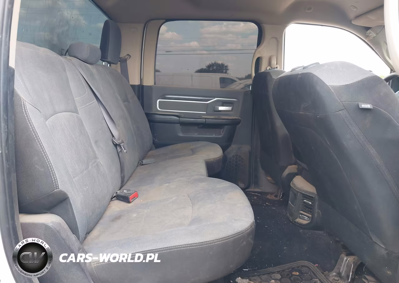 2019 Ram 2500 Big Horn 4X4 6'4 Box VIN:3C6UR5DL7KG529699 - 8