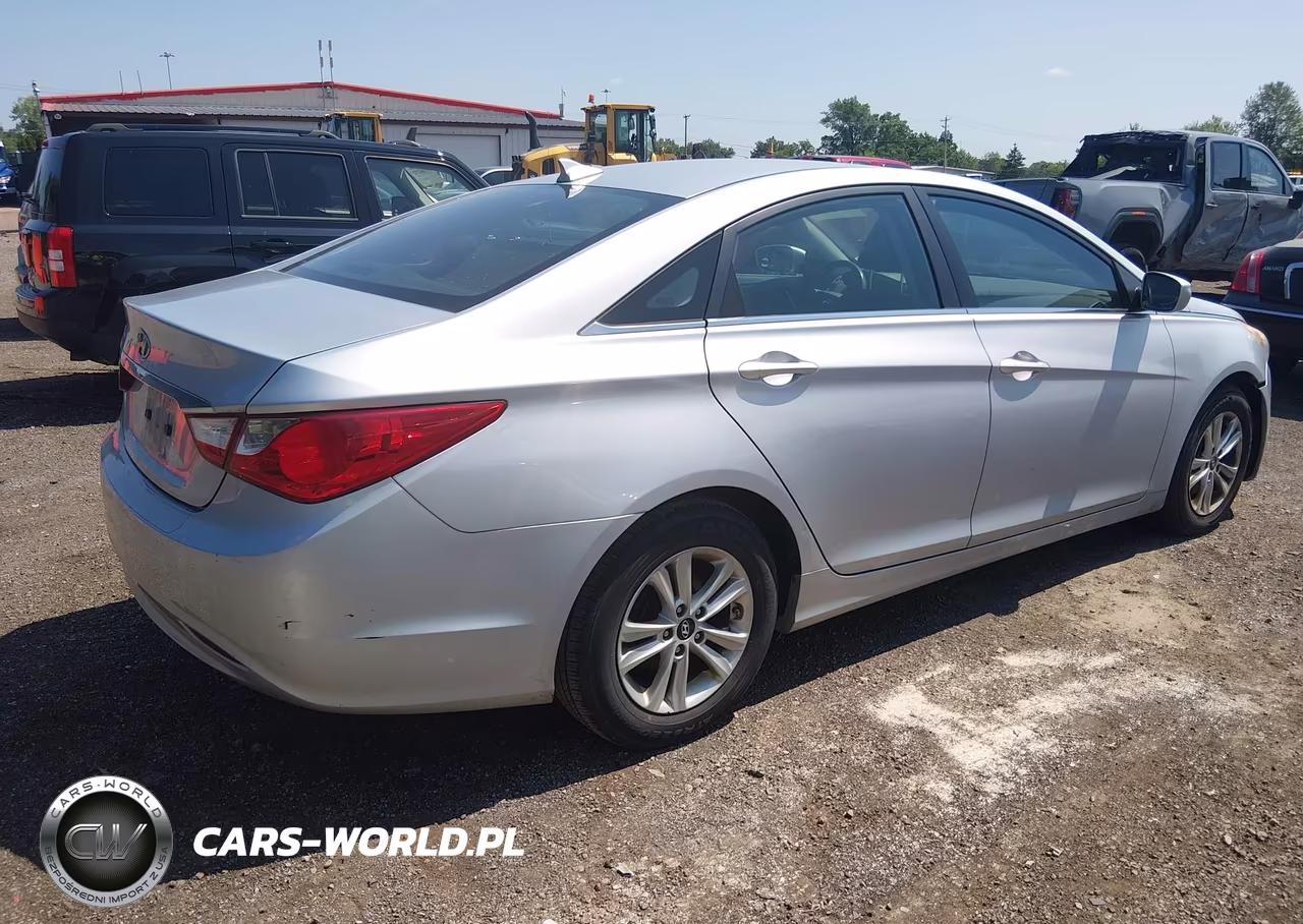2013 Hyundai Sonata Gls VIN:5NPEB4AC1DH763279 - 4