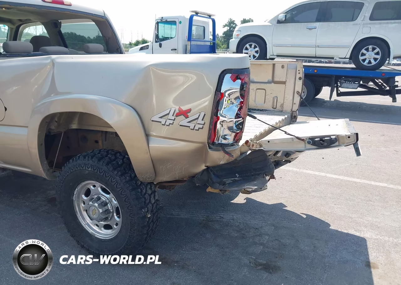 2004 Chevrolet Silverado 2500Hd Ls VIN:1GCHK23144F158907 - 17