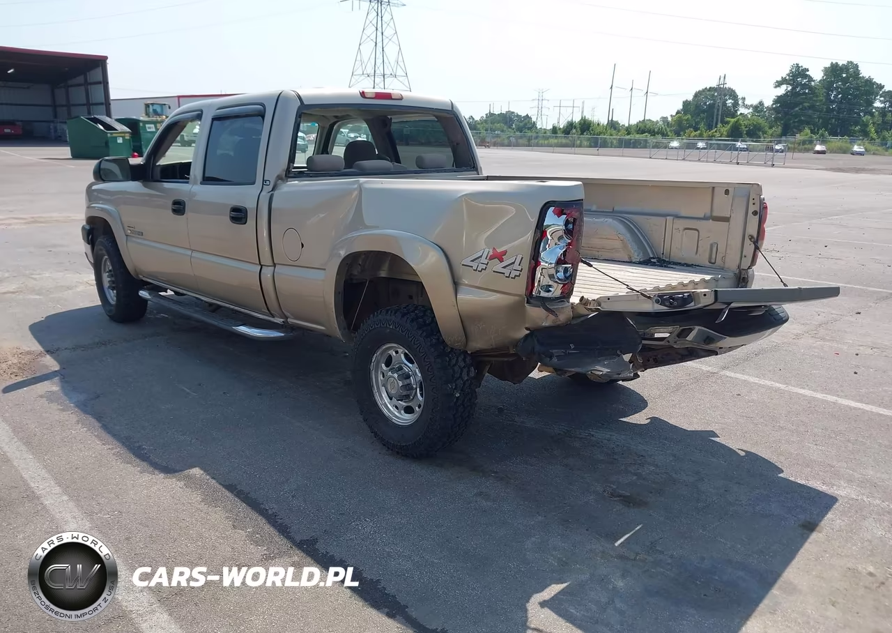 2004 Chevrolet Silverado 2500Hd Ls VIN:1GCHK23144F158907 - 3