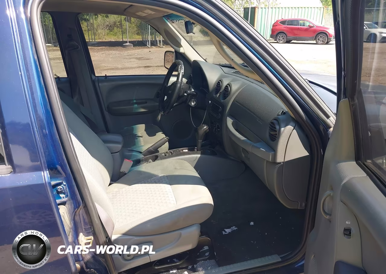 2006 Jeep Liberty Sport VIN:1J4GL48KX6W285325 - 5