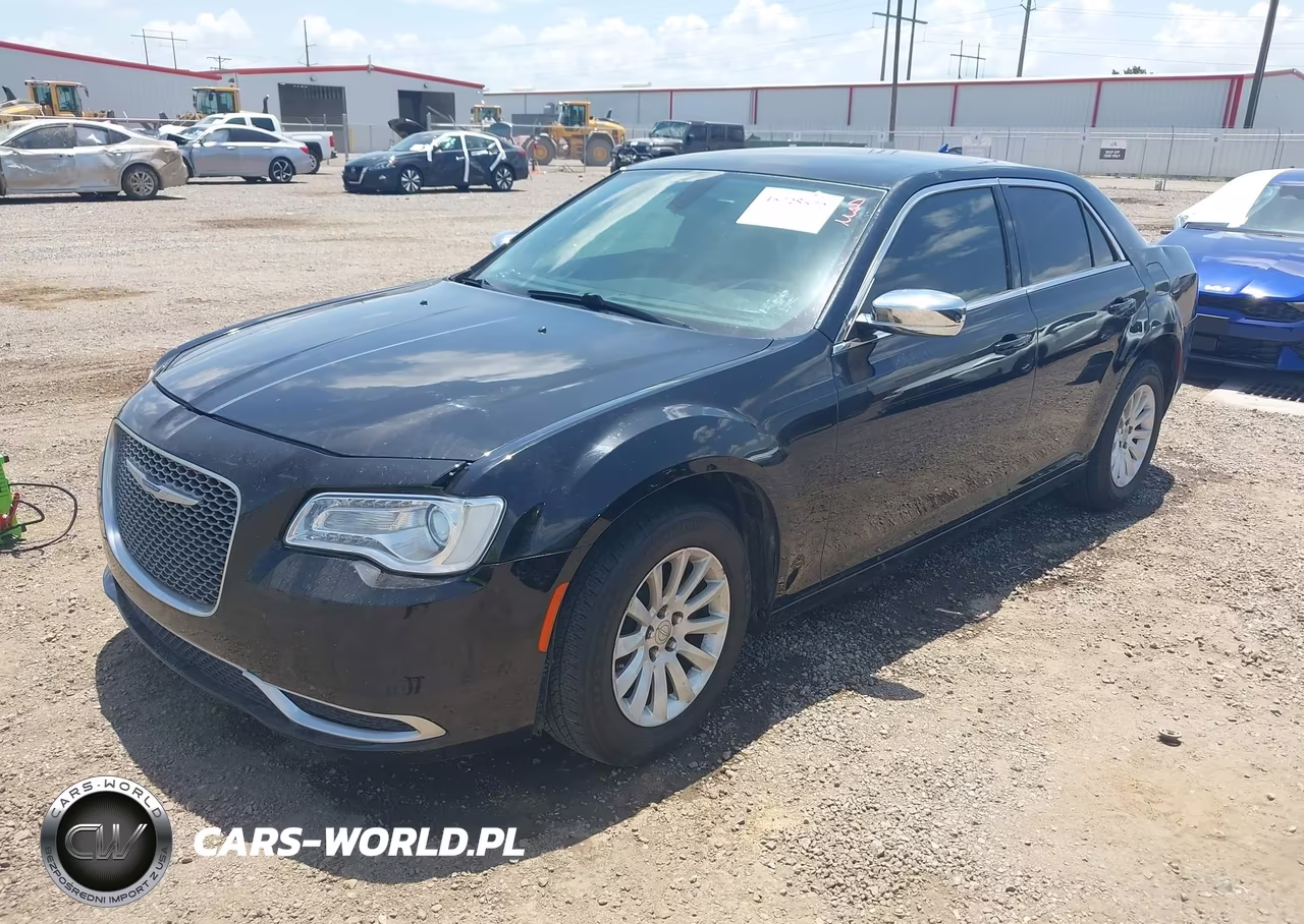 2019 Chrysler 300 Touring VIN:2C3CCAAG4KH501093 - 2
