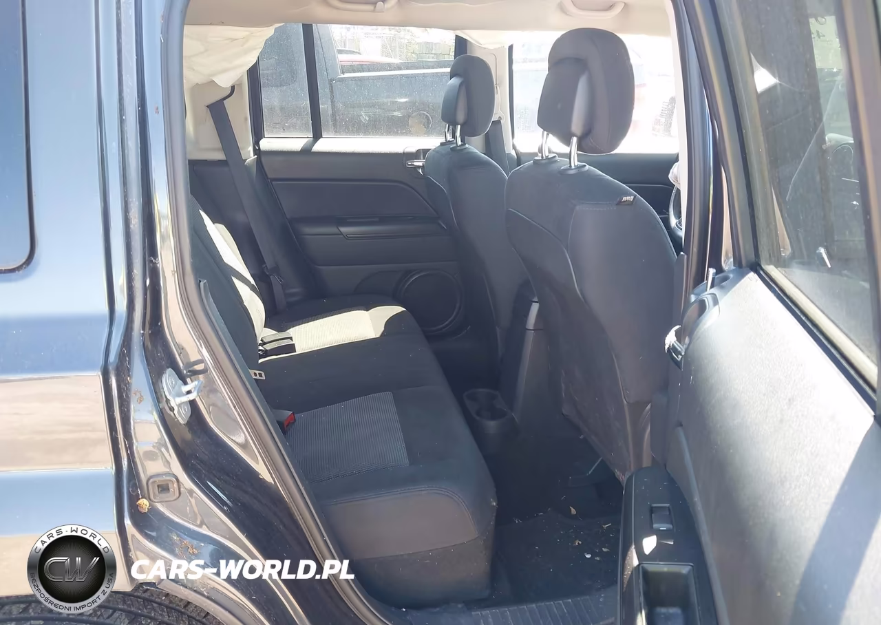 2014 Jeep Patriot Latitude VIN:1C4NJRFB0ED585775 - 8