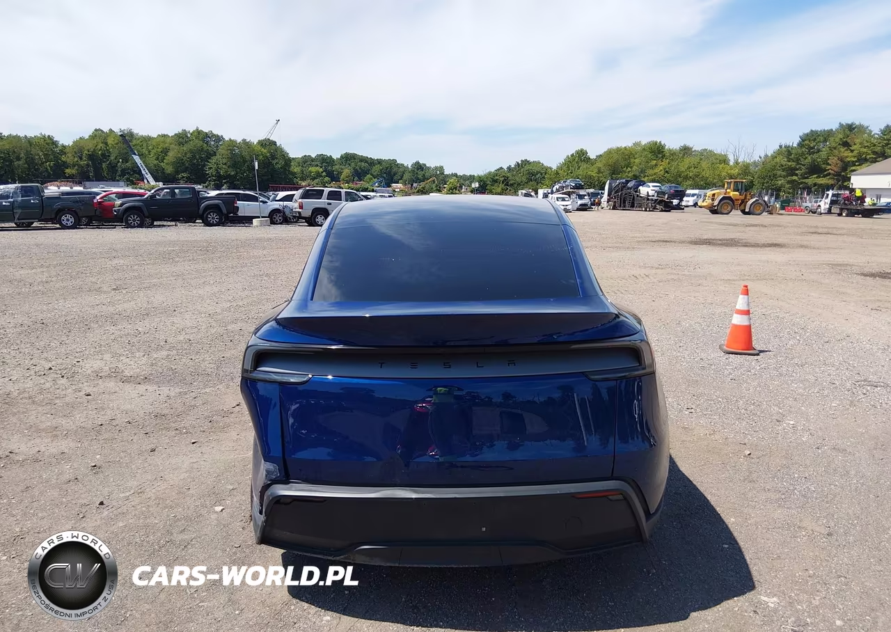 2026 Tesla Model Y Premium Rear-Wheel Drive-Rear-Wheel Drive VIN:7SAYGDED8TA647575 - 15