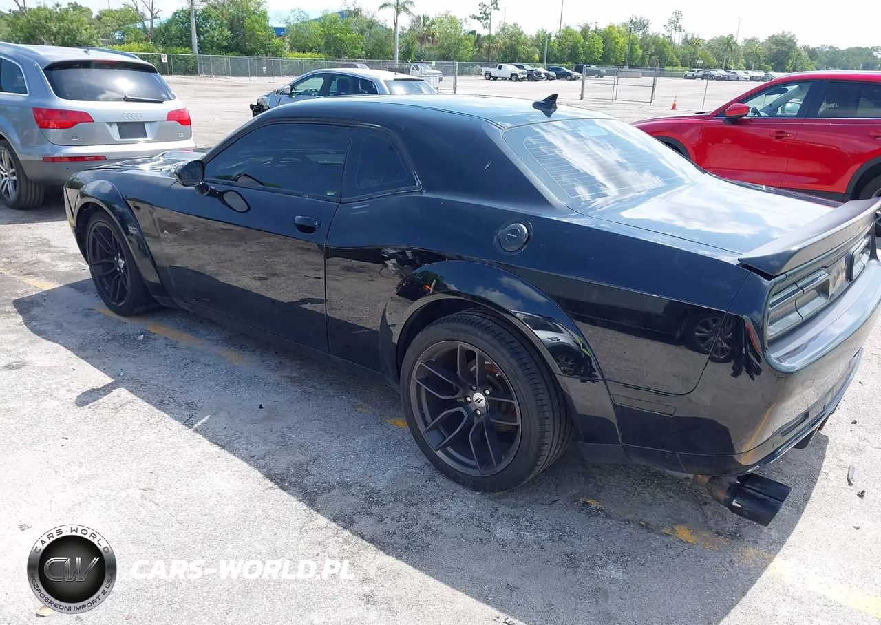 2021 Dodge Challenger R-T Scat Pack Widebody VIN:2C3CDZFJ1MH580693 - 3