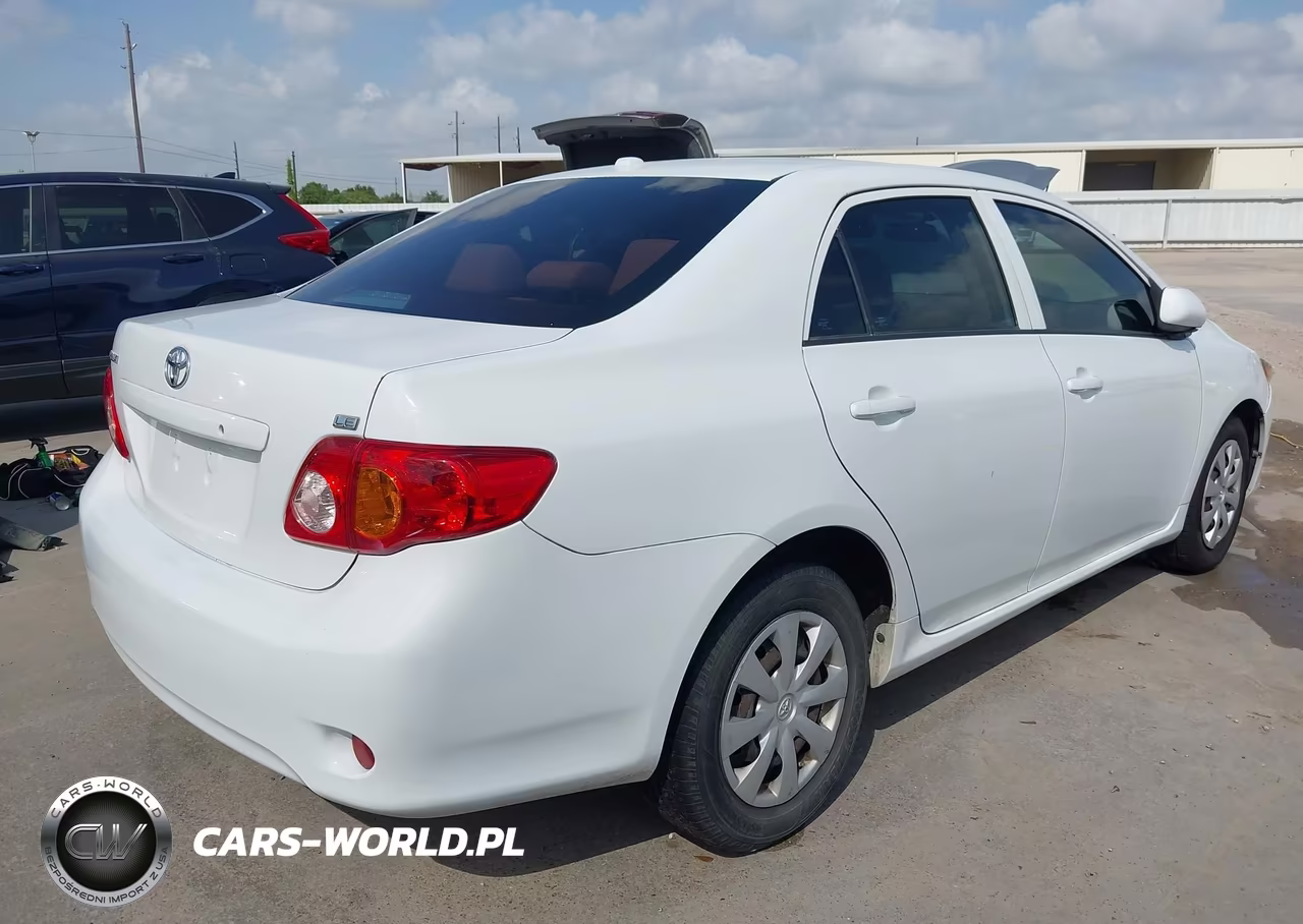 2010 Toyota Corolla Le VIN:1NXBU4EE1AZ225641 - 4
