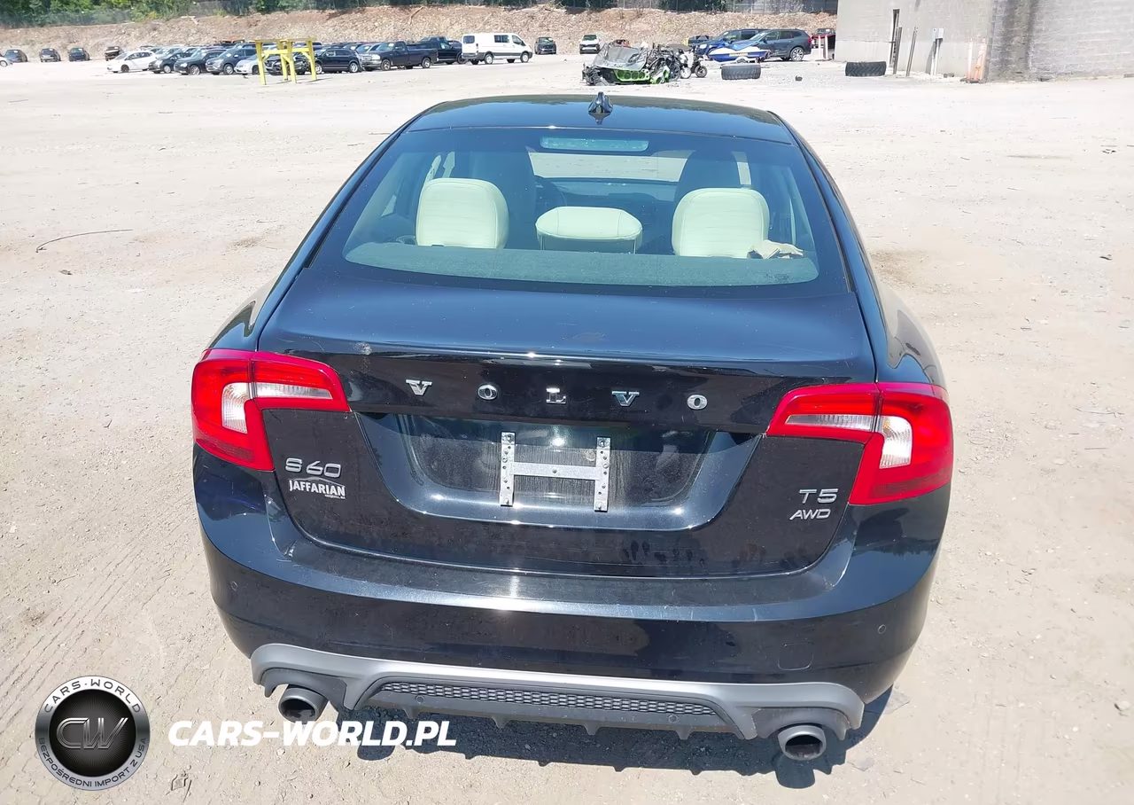 2018 Volvo S60 T5 Dynamic VIN:YV140MTL3J2455794 - 16