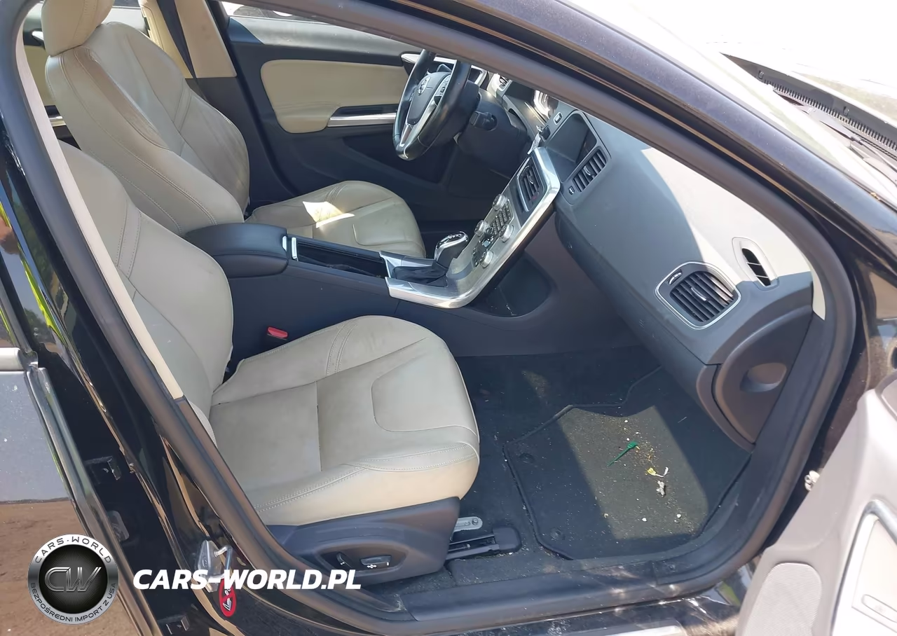 2018 Volvo S60 T5 Dynamic VIN:YV140MTL3J2455794 - 5