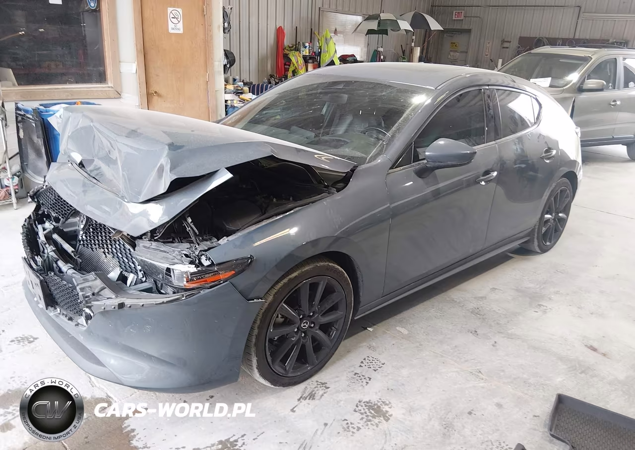 2022 Mazda 3 Premium VIN:JM1BPBML9N1521403 - 2