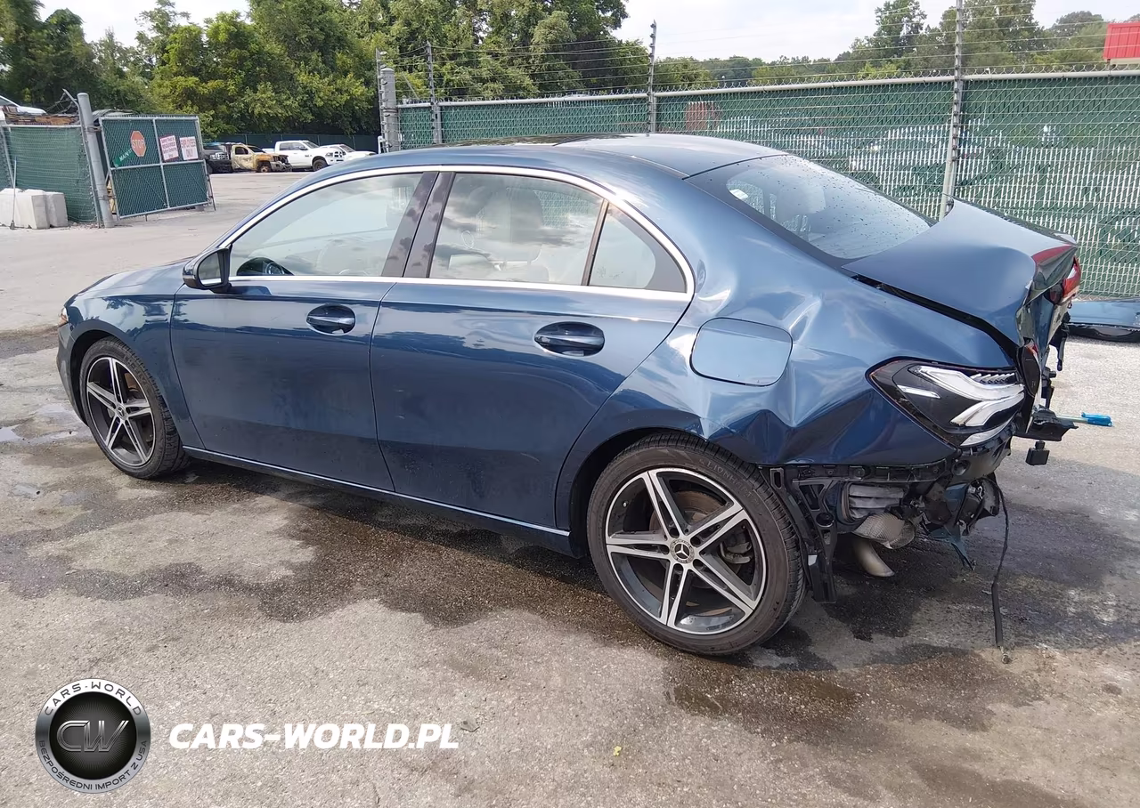 2022 Mercedes-Benz A 220 VIN:W1K3G4EB3NJ355665 - 3