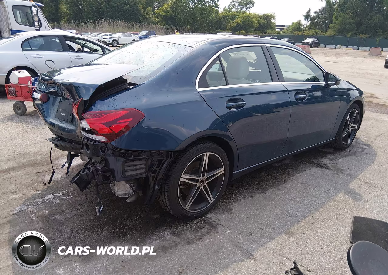 2022 Mercedes-Benz A 220 VIN:W1K3G4EB3NJ355665 - 4